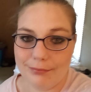 Meet your Posher, Candace